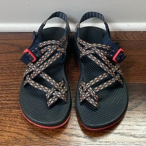 Women’s Chacos Navy Size 6